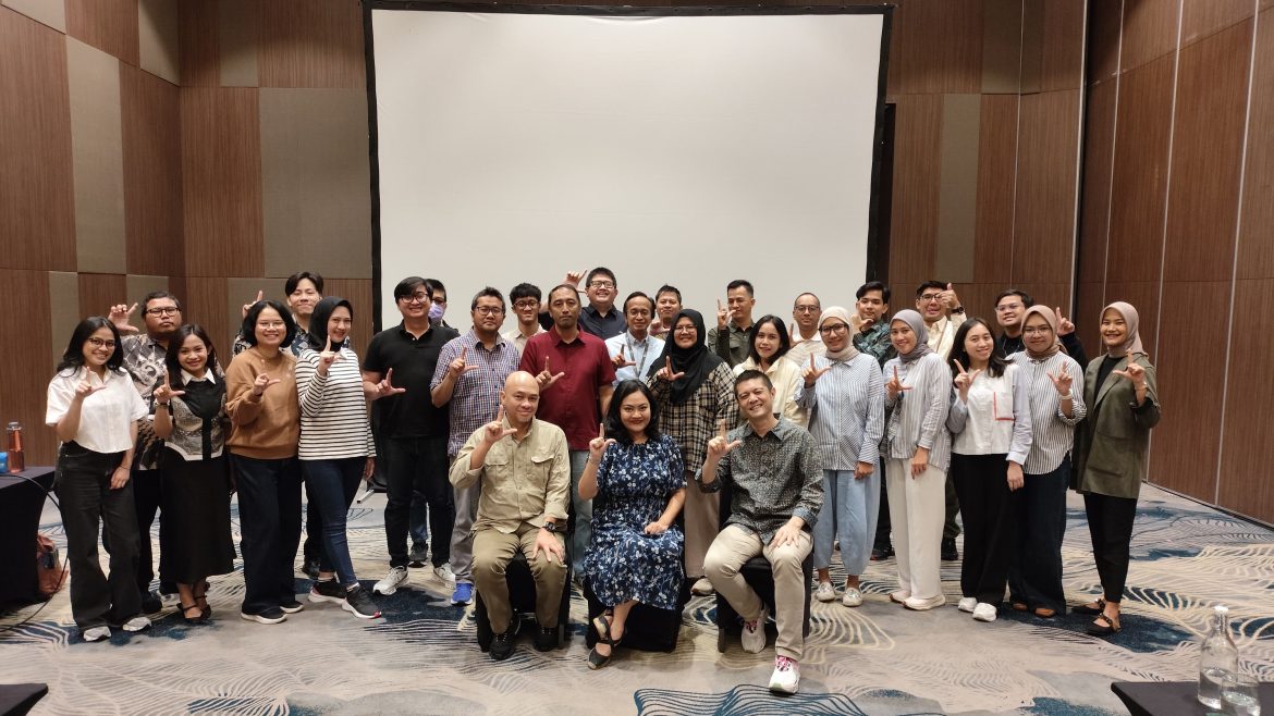 Pelatihan Keterampilan Menulis Efektif bersama LPS